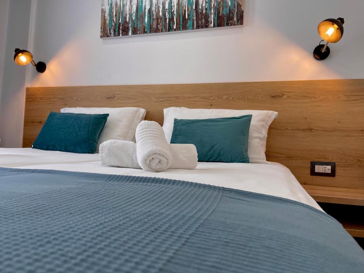 Gem Hotel *